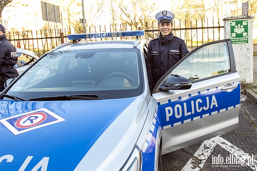 Policja przekazanie nowych samochodw i odzi motorowej., fot. 26