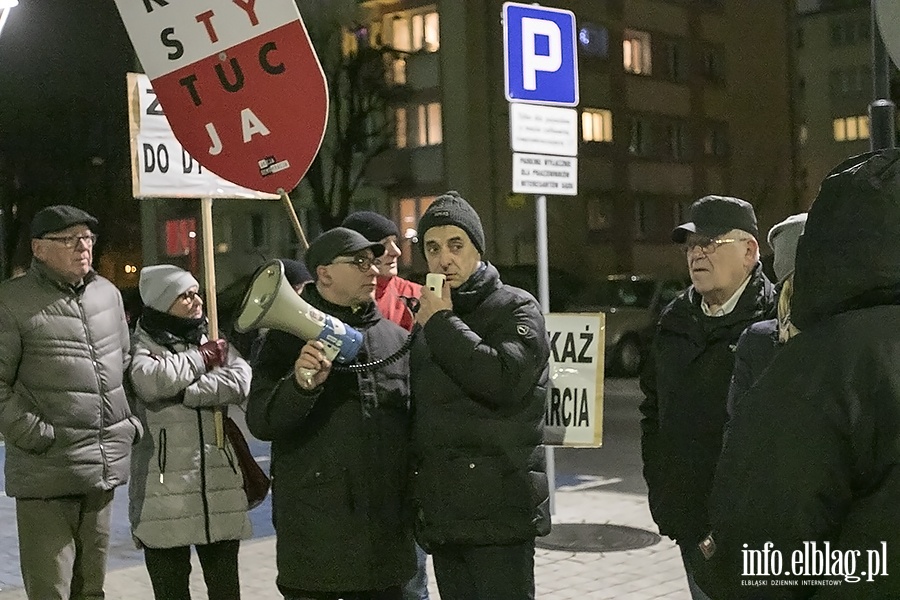 Protest przed sdem, fot. 12