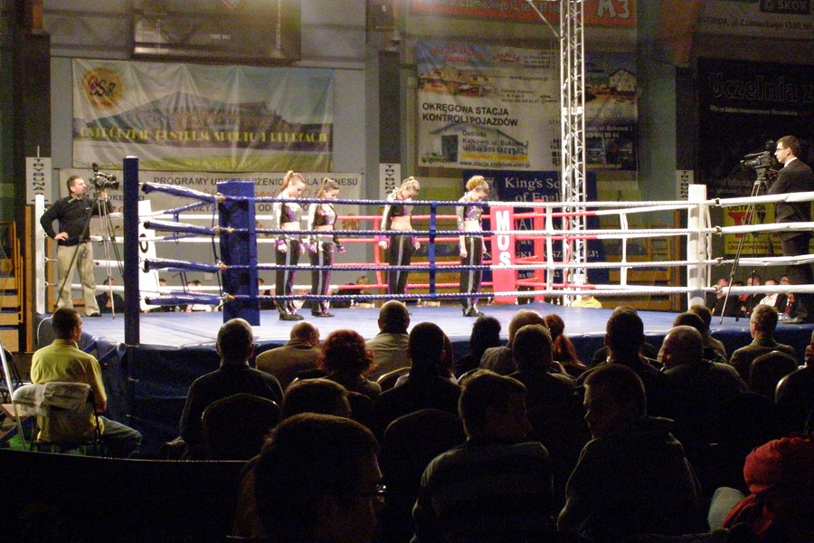 Emocjonujca Gala Boksu Zawodowego w Ostrdzie, fot. 1