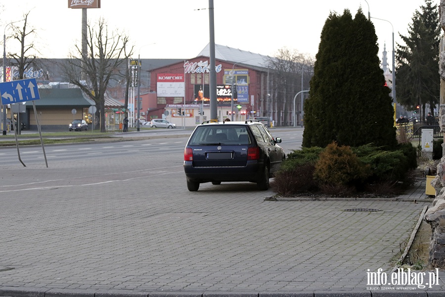 Mistrzowie parkowania w Elblgu (cz 40), fot. 8