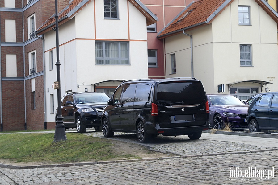 Mistrzowie parkowania w Elblgu (cz 40), fot. 13
