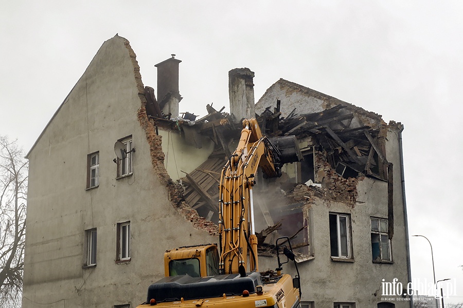 Rozbirka budynku mieszkalnego przy al. Grunwaldzka 97, fot. 50