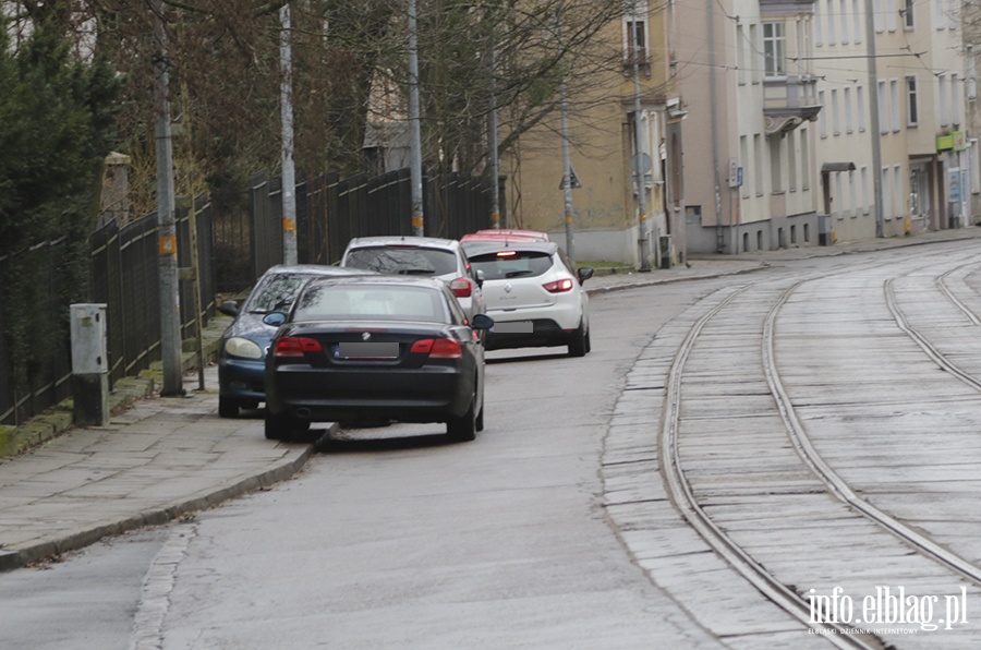Mistrzowie parkowania w Elblągu (część 42), fot. 12