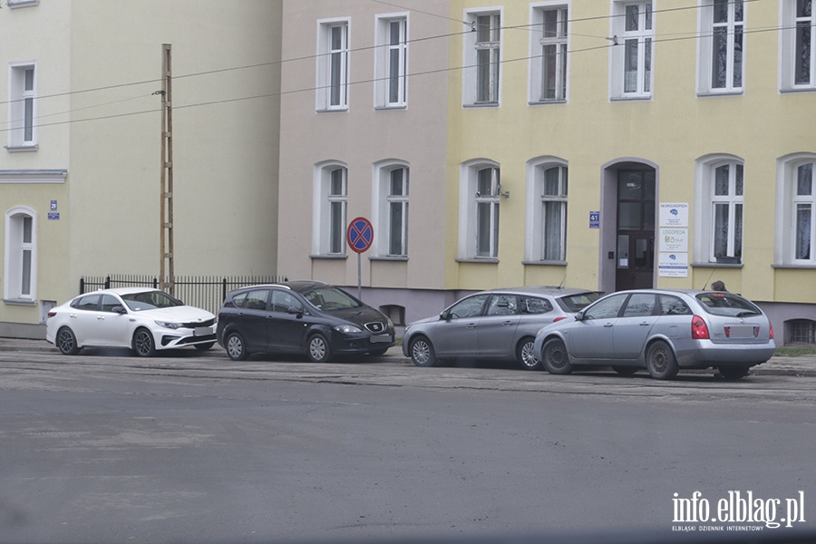 Mistrzowie parkowania w Elblągu (część 44), fot. 9