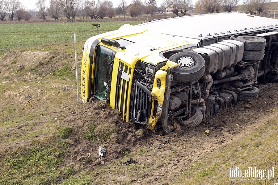 Kolizja na drodze S7, fot. 12