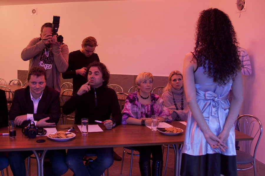Trzeci casting kandydatek na Miss Ziemi Elblskiej 2010, fot. 8