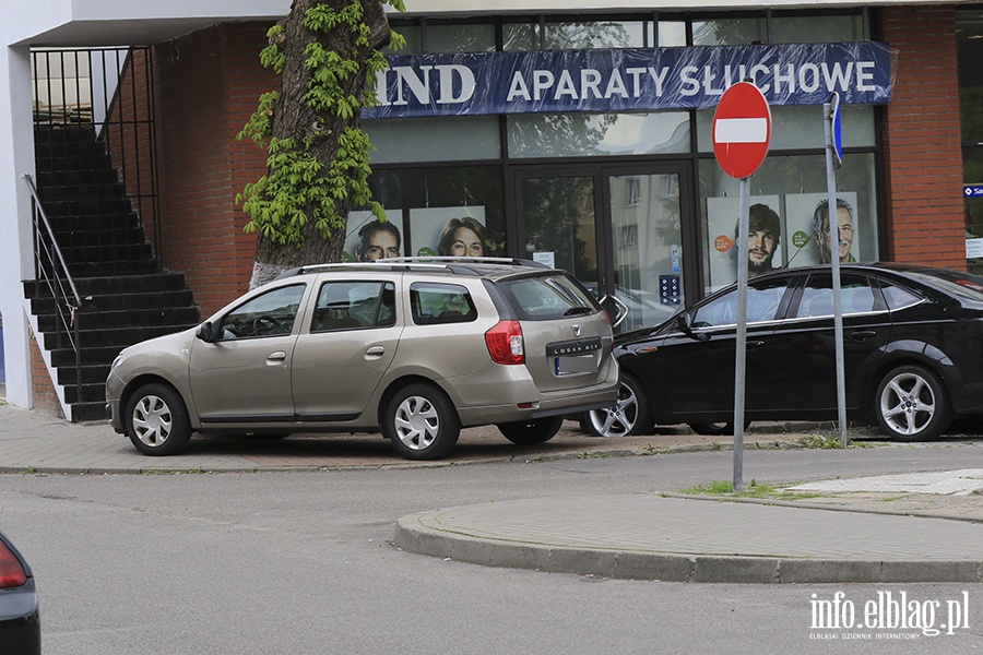Mistrzowie parkowania w Elblgu (cz 47), fot. 3