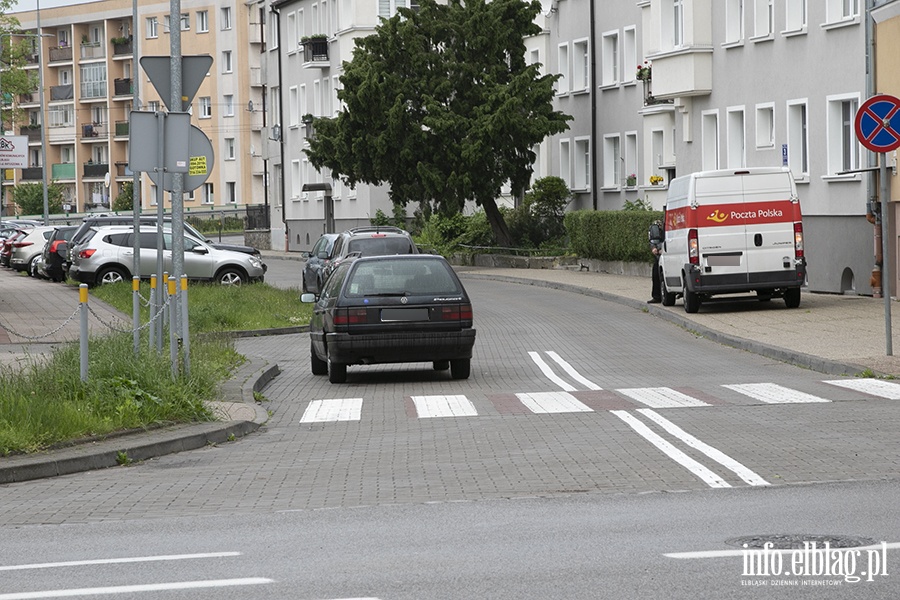 Mistrzowie parkowania w Elblągu (część 51), fot. 6