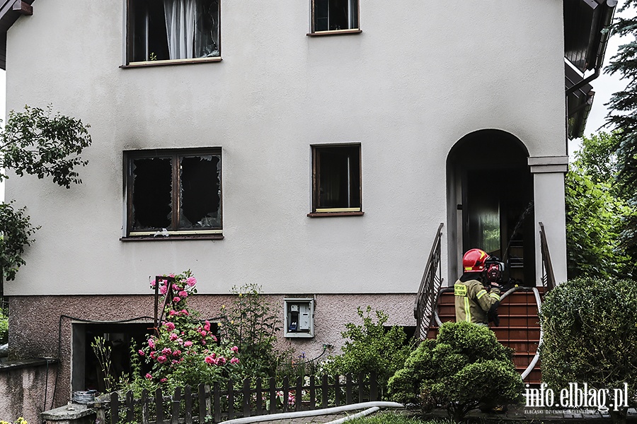 Poar w domu przy ulicy Narutowicza, fot. 11
