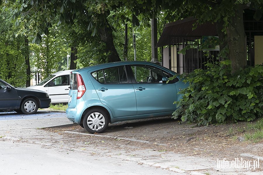 Mistrzowie parkowania w Elblgu (cz 52), fot. 4