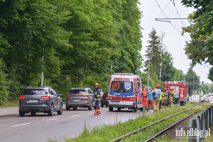 Stuczka na ul. Bema. Kierowca zasaba w czasie jazdy , fot. 1