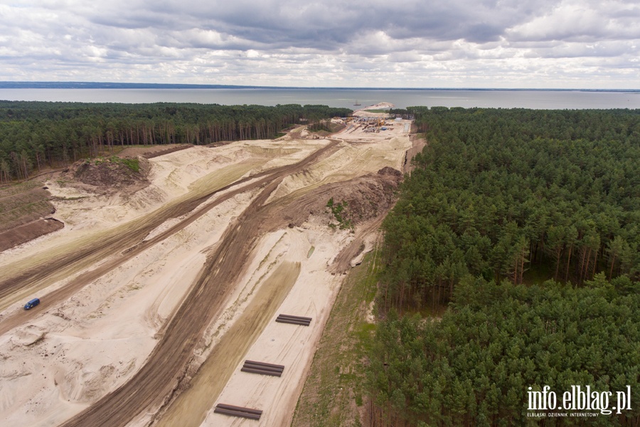 Lipiec na budowie kanału żeglugowego przez Mierzeję Wiślaną, fot. 26