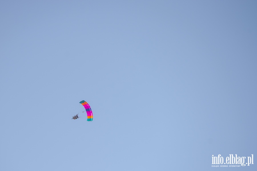 Airplane Wingsuit Formation nad elbląskim lotniskiem, fot. 89