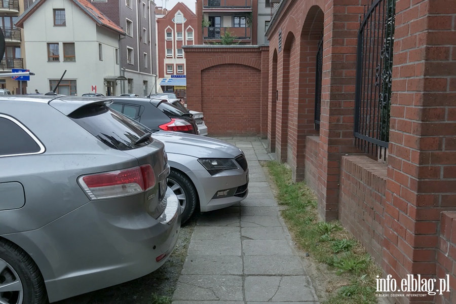 Mistrzowie parkowania w Elblgu (cz 60), fot. 12