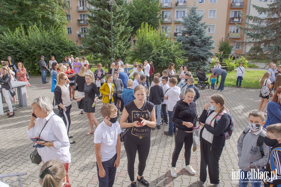 Rozpoczcie roku szkolnego w ZSM i SP 21 im. Mikoaja Kopernika w Elblgu, fot. 48