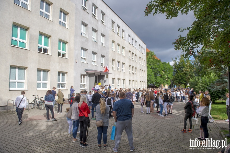 Rozpoczcie roku szkolnego w ZSM i SP 21 im. Mikoaja Kopernika w Elblgu, fot. 50