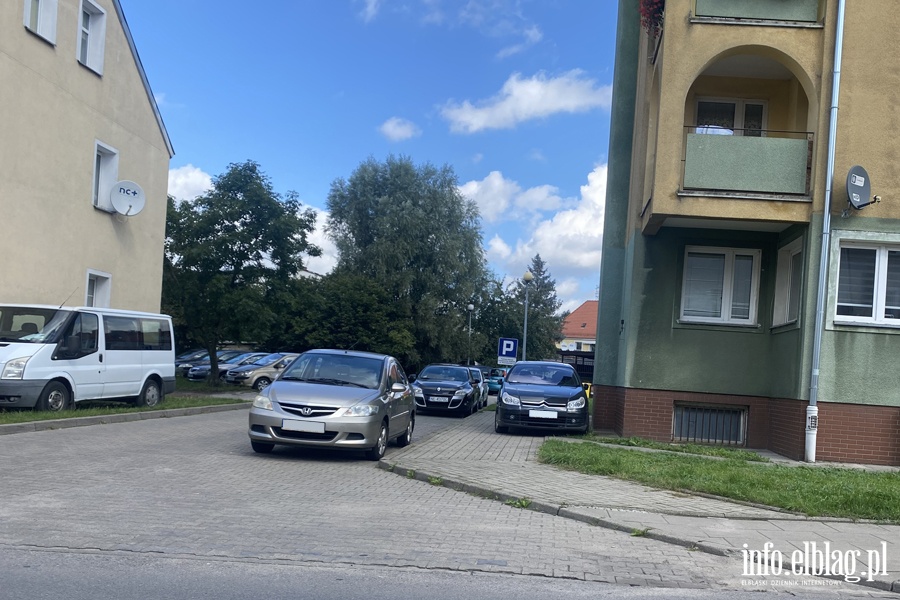 Mistrzowie parkowania w Elblgu (cz 63), fot. 2