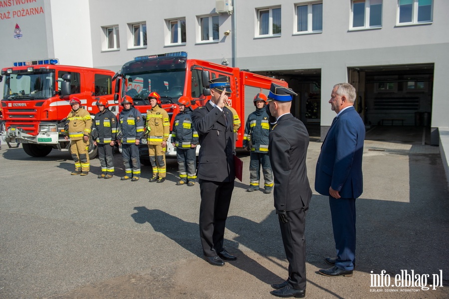 Nowy pojazd dla elblskich straakw. Zastpi auto, ktre suyo im od wielu lat, fot. 21