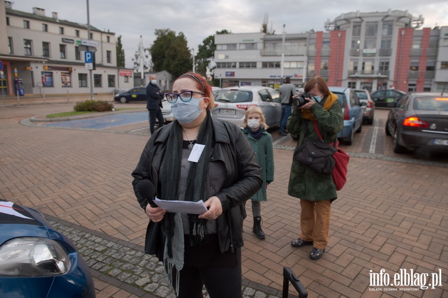 Elblg:"Fanatycy chc skaza kobiety na niewyobraalne cierpienie". Protest wobronie prawa do aborcji, fot. 6