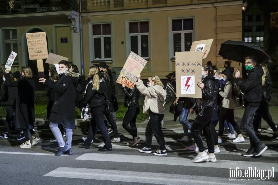  Elblanie znw wyszli na ulice. Blokowali miasto wraz z kierowcami i rolnikami, fot. 28