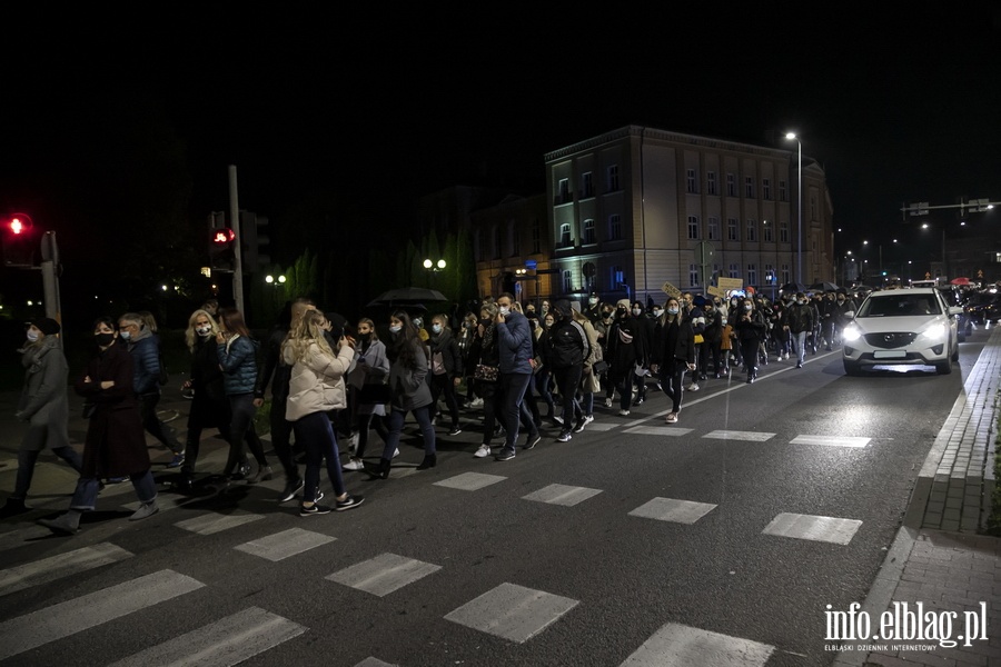  Elblanie znw wyszli na ulice. Blokowali miasto wraz z kierowcami i rolnikami, fot. 29