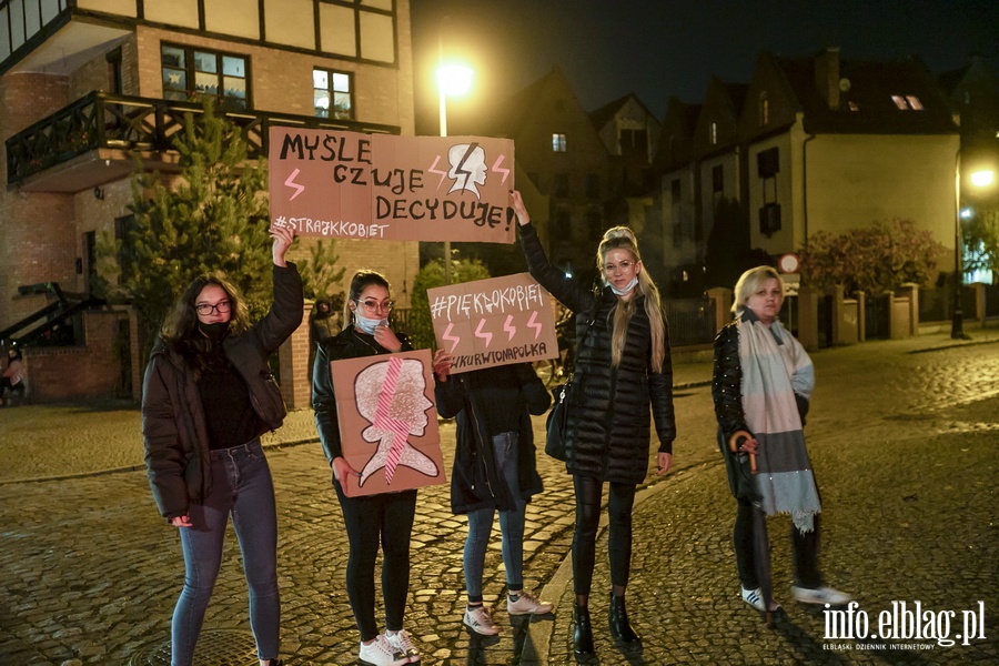  Elblanie znw wyszli na ulice. Blokowali miasto wraz z kierowcami i rolnikami, fot. 39