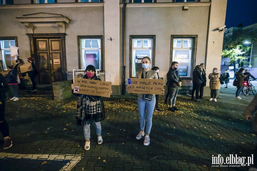  "PiS wypowiedzia kobietom wojn". Kilka tysicy elblan ponownie wyszo na ulice, fot. 3