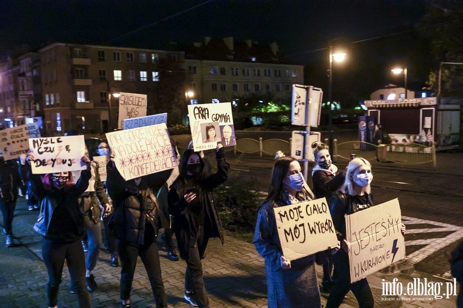  "PiS wypowiedzia kobietom wojn". Kilka tysicy elblan ponownie wyszo na ulice, fot. 17