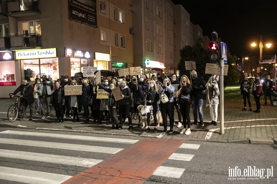  "PiS wypowiedzia kobietom wojn". Kilka tysicy elblan ponownie wyszo na ulice, fot. 19