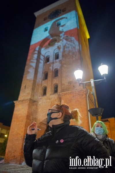 Elblski Strajk Kobiet zorganizowa kolejny protest pt.: ,, Wkurzone za Warszaw ''., fot. 23