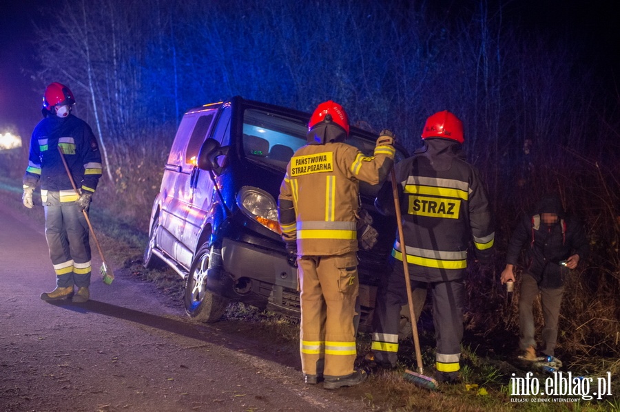 Renault Trafic w rowie przy czyckiej, fot. 23