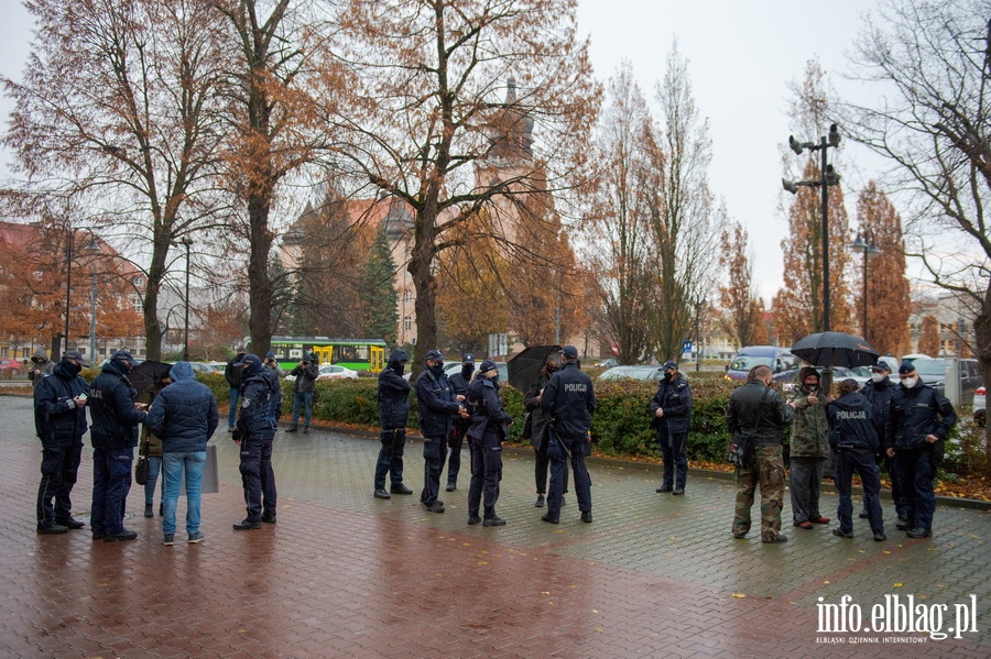 W Elblgu odby si dzi kolejny Strajk Kobiet. Dat wybrano nieprzypadkowo, fot. 6