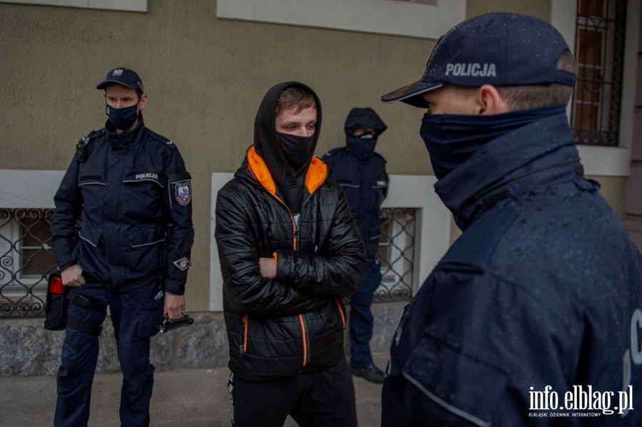 W Elblgu odby si dzi kolejny Strajk Kobiet. Dat wybrano nieprzypadkowo, fot. 26