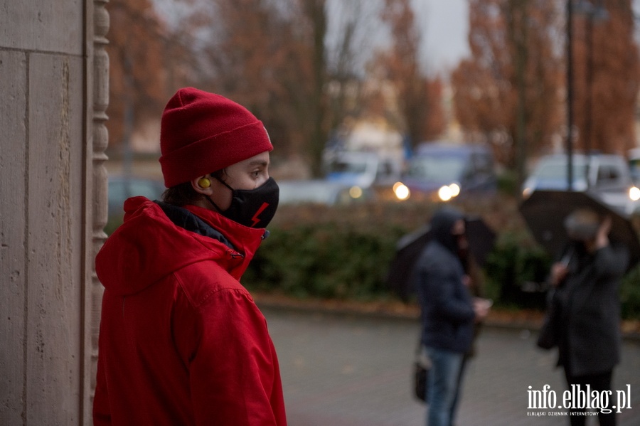 W Elblgu odby si dzi kolejny Strajk Kobiet. Dat wybrano nieprzypadkowo, fot. 31