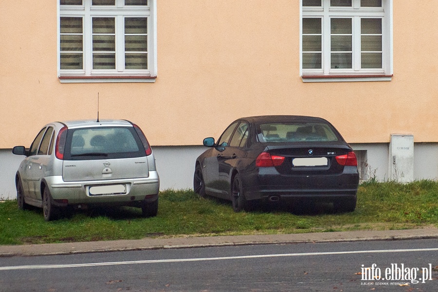 Mistrzowie parkowania w Elblągu (część 74), fot. 3