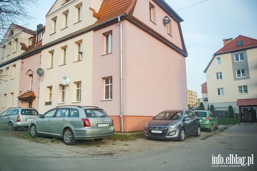 Mistrzowie parkowania w Elblągu (część 74), fot. 12