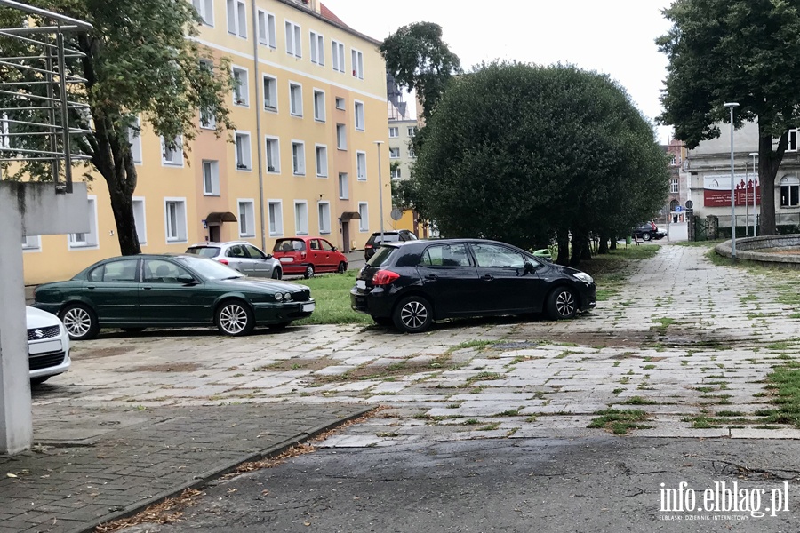 Mistrzowie parkowania w Elblgu (cz 75), fot. 13