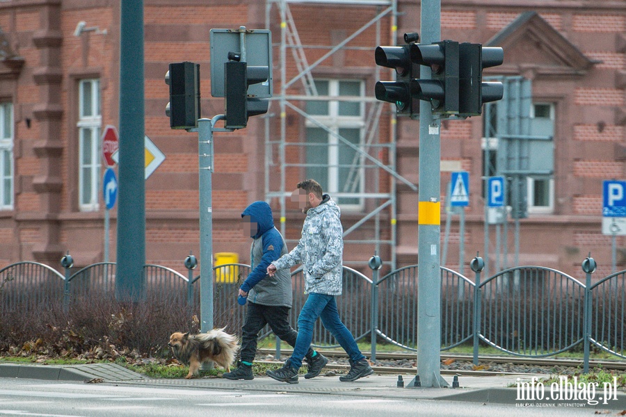 Czy elblanie stosuj si do wymogu noszenia maseczek ?, fot. 1