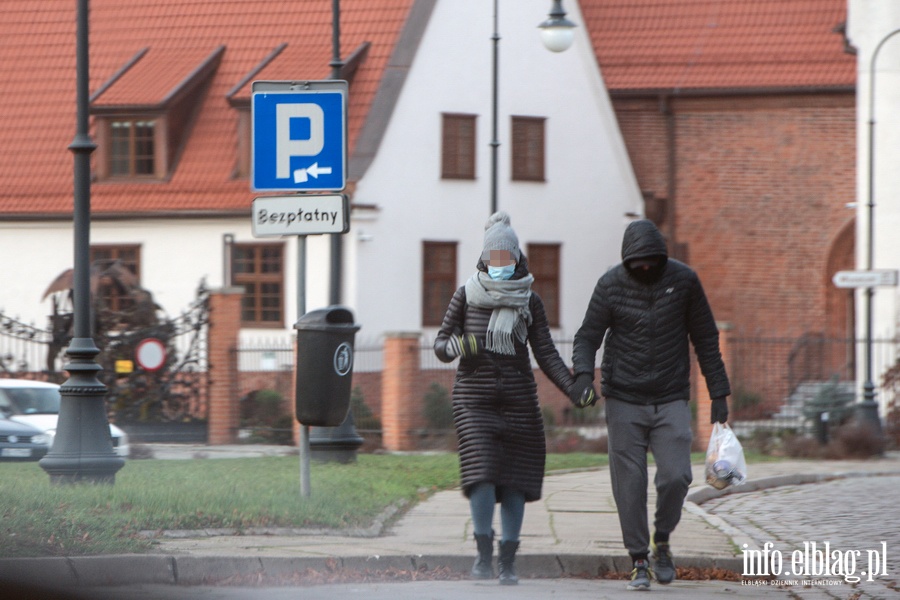 Czy elblanie stosuj si do wymogu noszenia maseczek ?, fot. 2