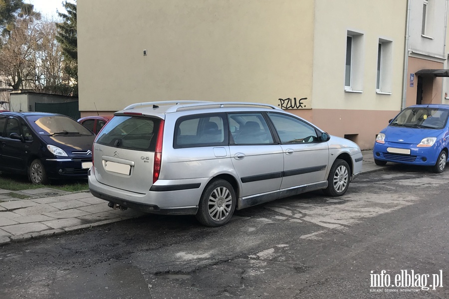 Mistrzowie parkowania w Elblągu (część 78), fot. 10