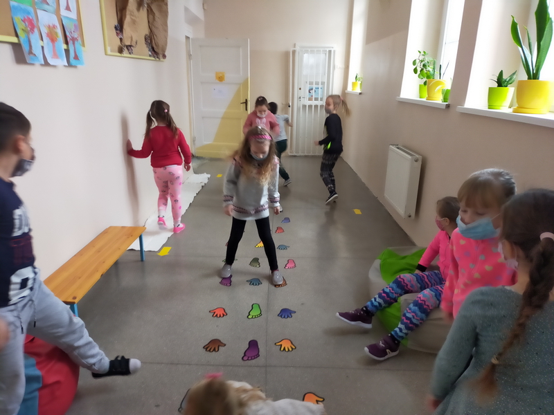 Uczniowie nauczania początkowego powrócili do szkół. , fot. 4
