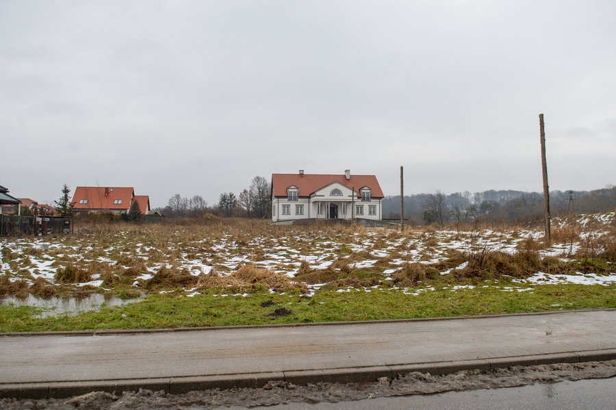 Teren przy ul. Chrobrego idzie pod motek. Miasto chce za niego 1,8 mln z, fot. 22