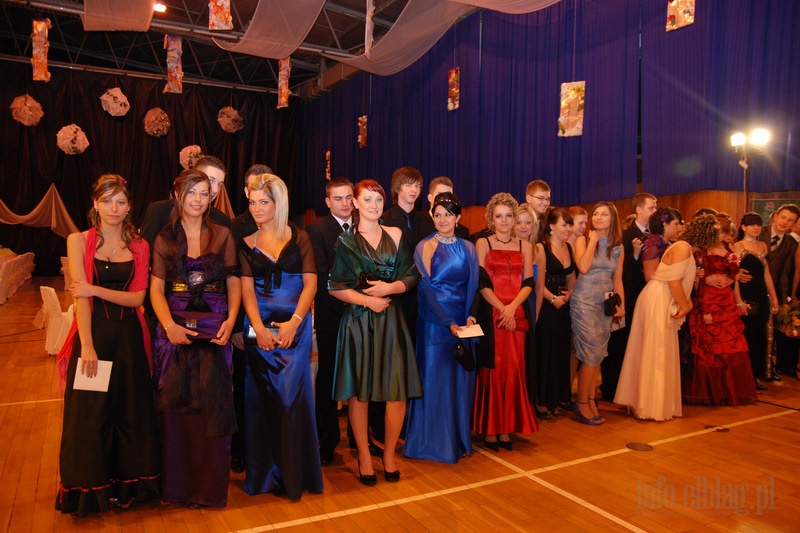 Studniówka 2010 w IV Liceum Ogólnokształcącym, fot. 2