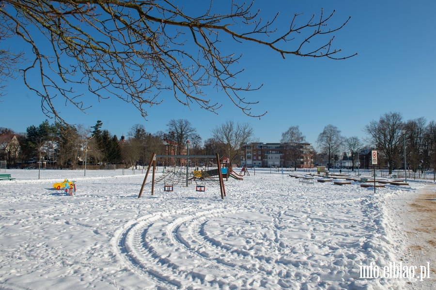 Park im. Generaa Bolesawa Nieczuja-Ostrowskiego zimow por, fot. 31