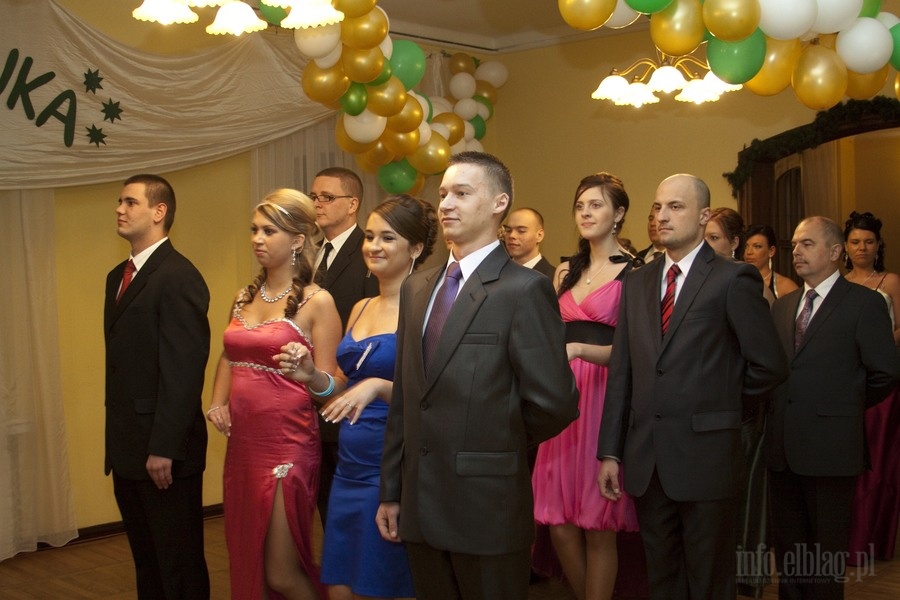 Studniówka 2010 w Zespole Szkół Inżynierii Środowiska i Usług, fot. 9