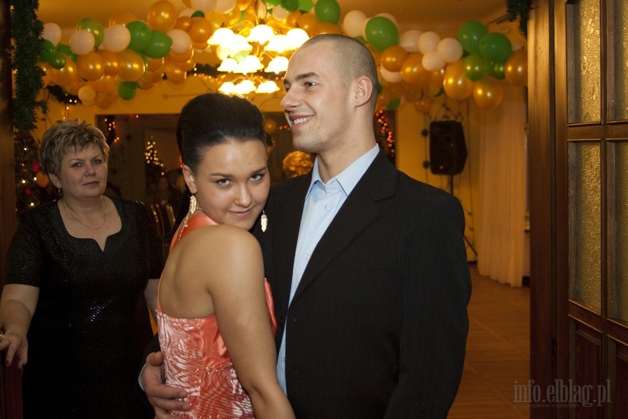 Studniówka 2010 w Zespole Szkół Inżynierii Środowiska i Usług, fot. 51