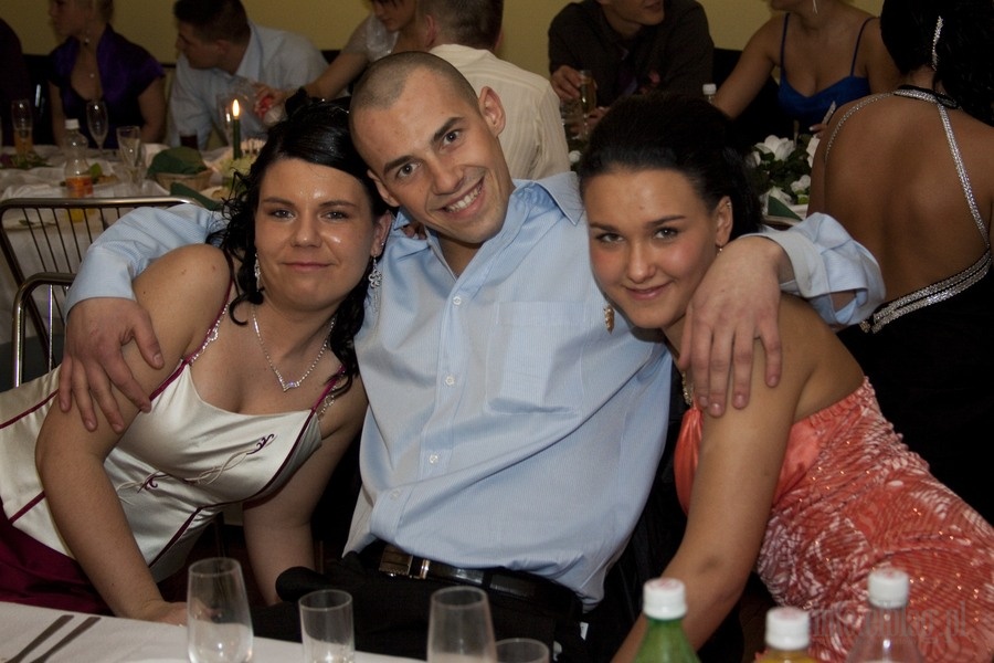 Studniówka 2010 w Zespole Szkół Inżynierii Środowiska i Usług, fot. 58