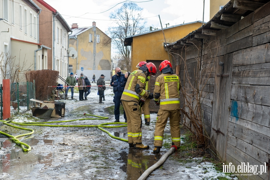 Poar w budynku przy Grochowskiej. Ewakuowano mieszkacw, fot. 8