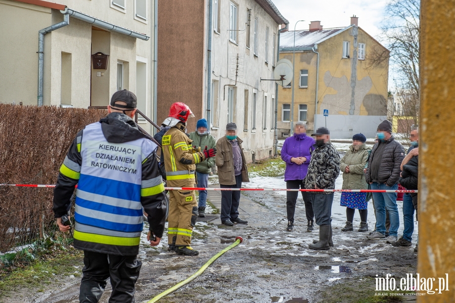 Poar w budynku przy Grochowskiej. Ewakuowano mieszkacw, fot. 11