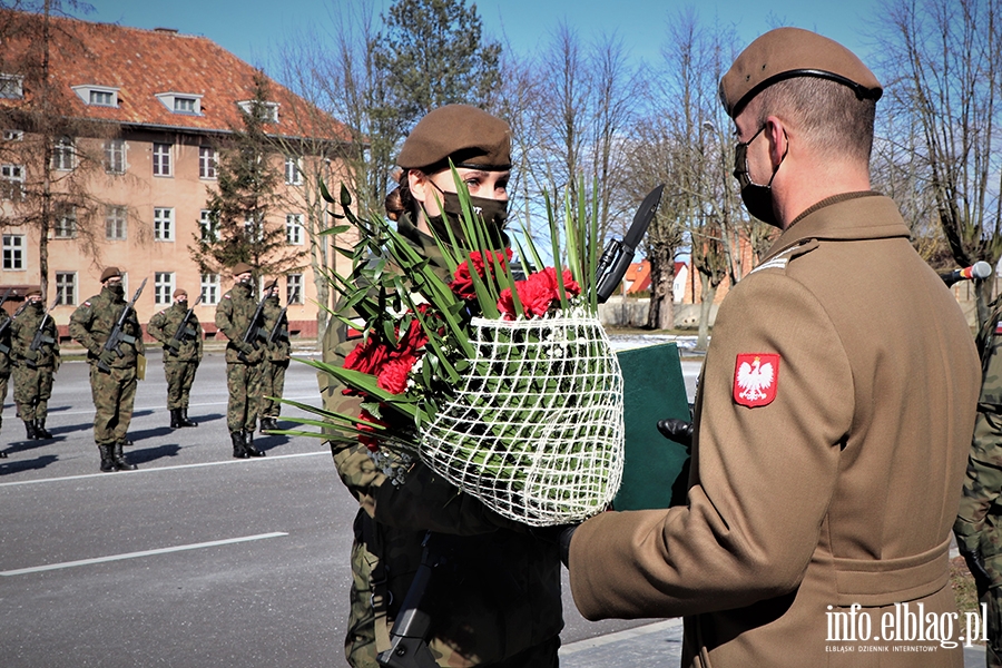 Uroczysta przysiga wojskowa w 4 Warmisko-Mazurskiej Brygadzie Obrony Terytorialnej, fot. 1